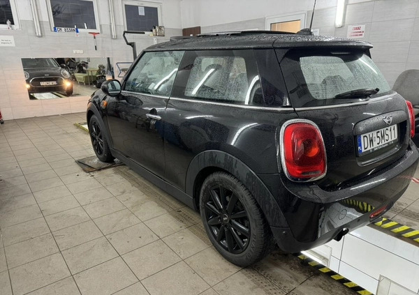 MINI ONE cena 42500 przebieg: 137000, rok produkcji 2016 z Wrocław małe 277